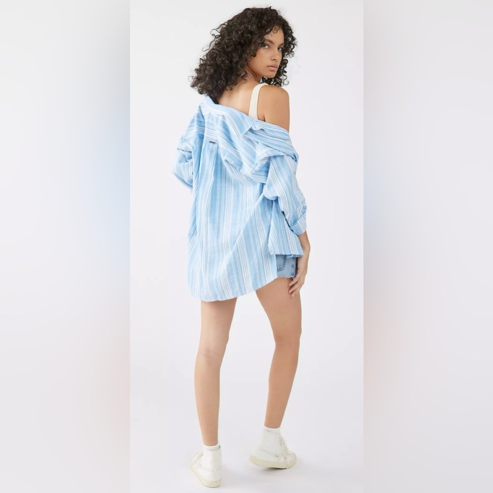 Billabong | In The Tide Oversized Button-Down Shirt Size Large - Picture 3 of 11